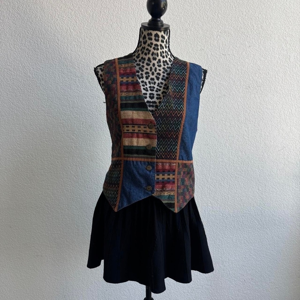 Signature by Jerel vintage multicolored patchwork vest